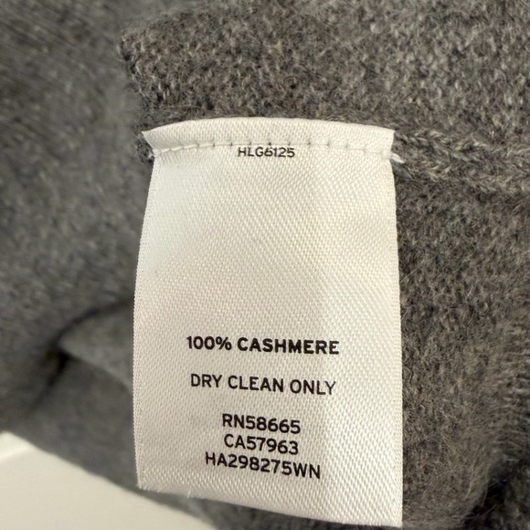 Halogen 100% Cashmere Sweater with Playful French Bulldog Design - Picture 4 of 4